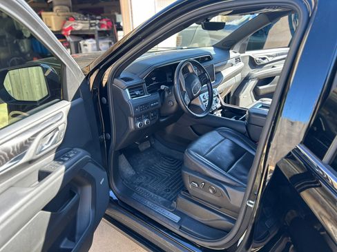 Used 2022 GMC Yukon Denali w/ Denali Ultimate Package image 10