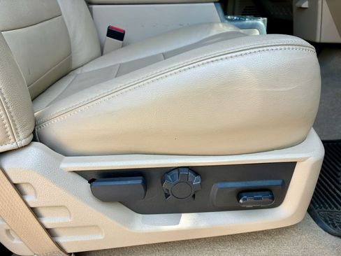 Used 2008 Ford F550 4x4 Crew Cab Super Duty image 13