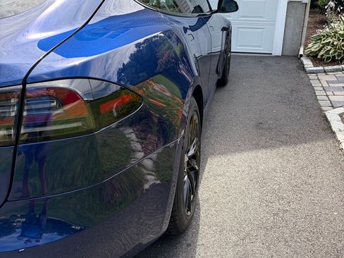 Used 2022 Tesla Model S Standard Range AWD/4WD image 9