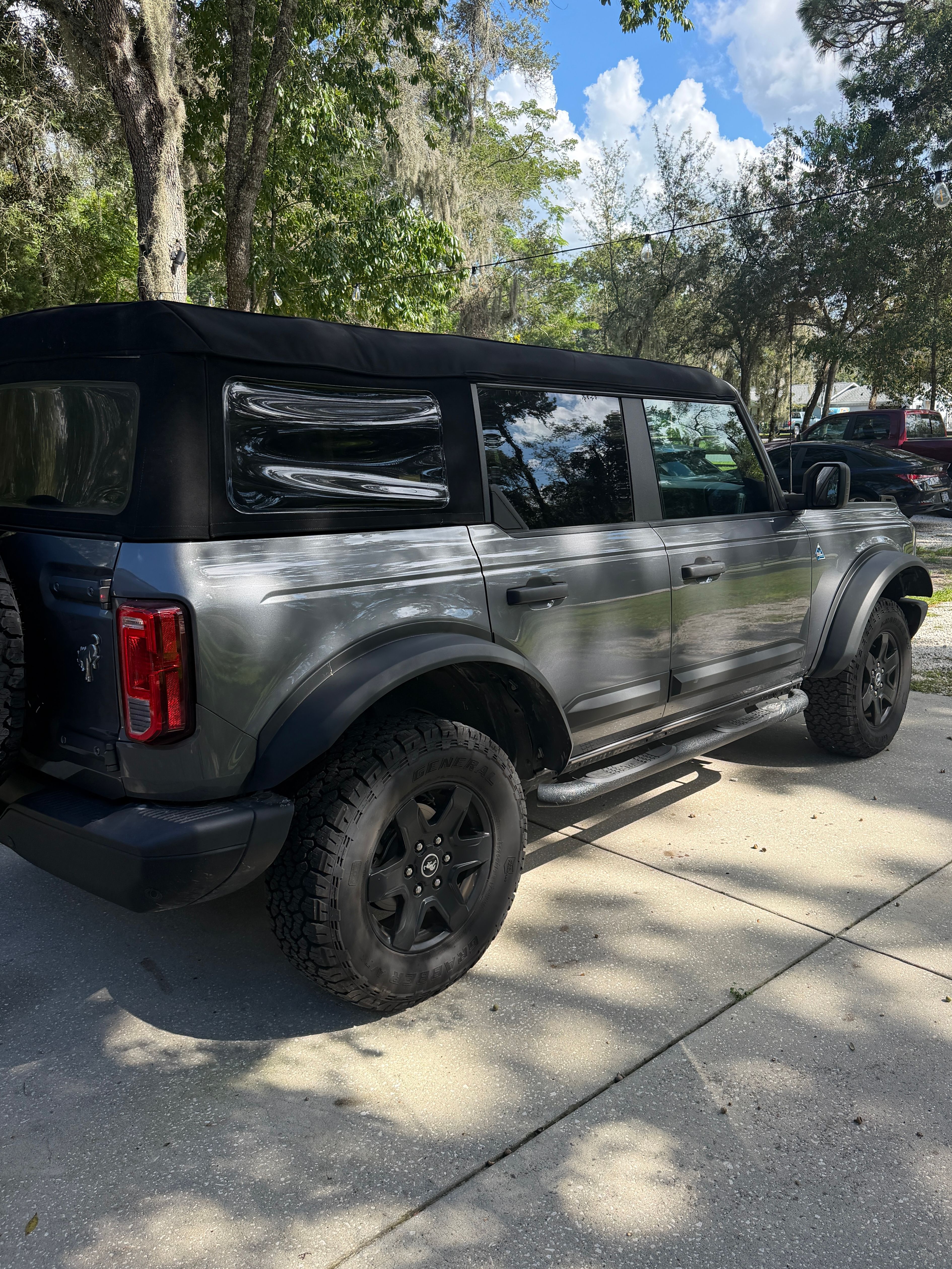 Used 2023 Ford Bronco Black Diamond AWD/4WD image 14