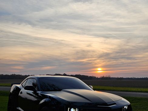 Used 2013 Chevrolet Camaro SS w/ SS Performance Package image 8