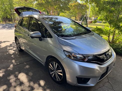 Used 2016 Honda Fit EX image 6
