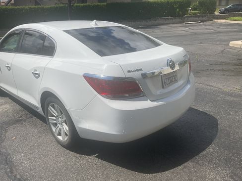 Used 2011 Buick LaCrosse CXL image 5