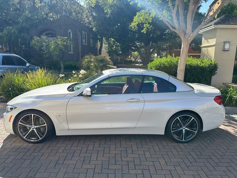 Used 2019 BMW 440i Convertible image 1