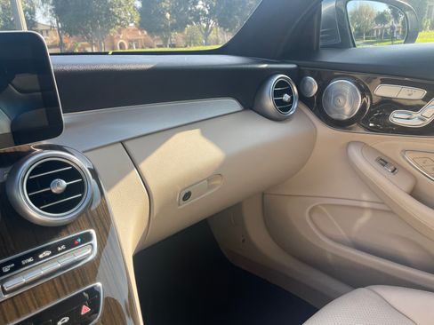 Used 2019 Mercedes-Benz C 300 Coupe image 25
