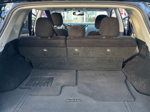 Used 2018 Nissan Murano SV image 11