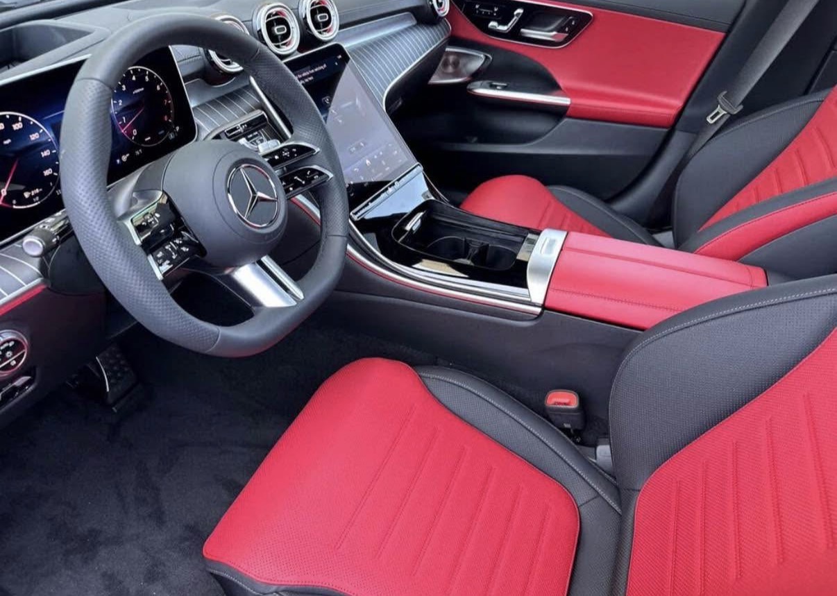 Used 2024 Mercedes-Benz C 300 Sedan image 11