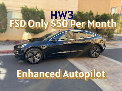 Used 2018 Tesla Model 3 Mid Range image 1