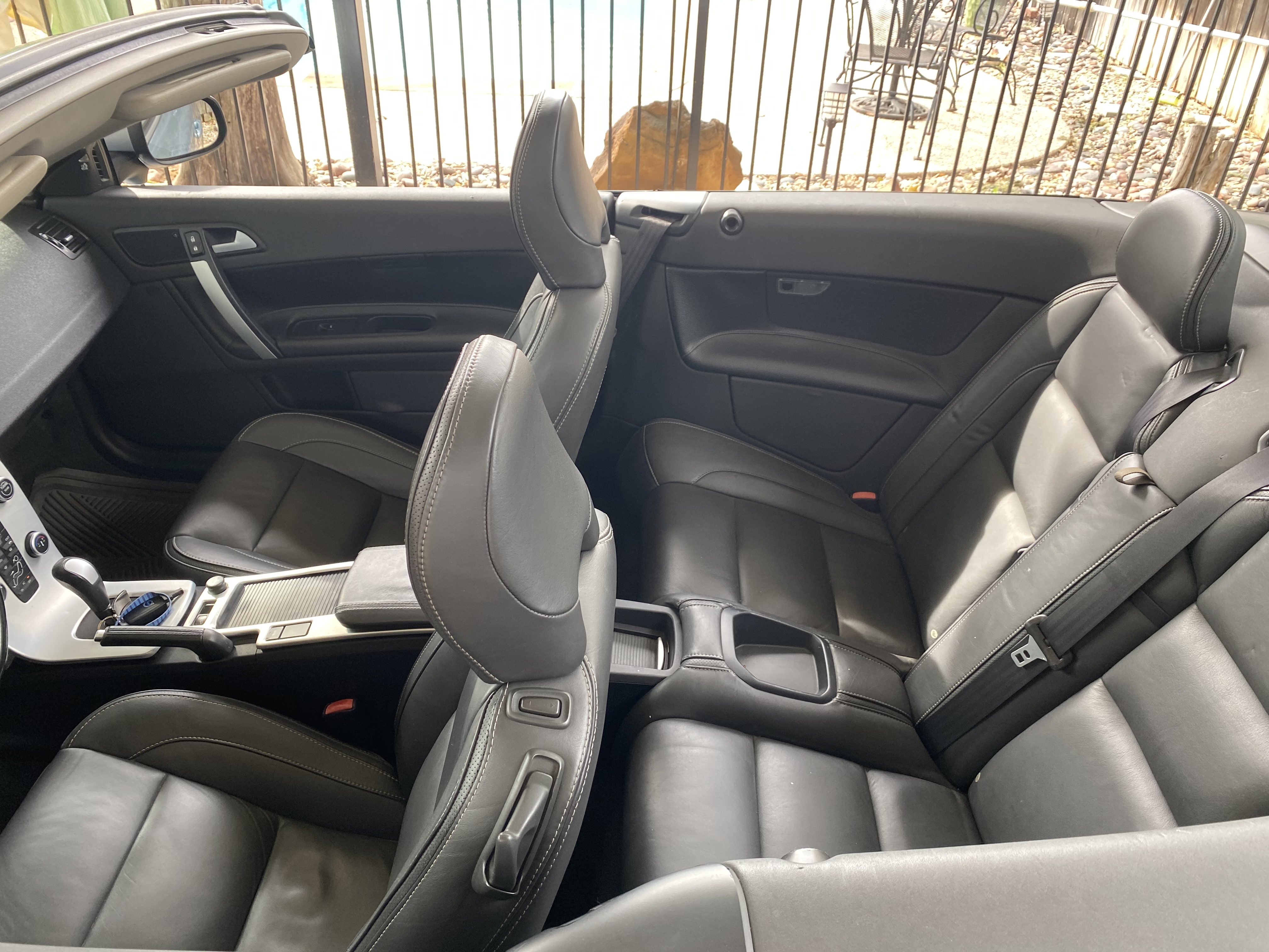 Used 2012 Volvo C70 T5 FWD image 1