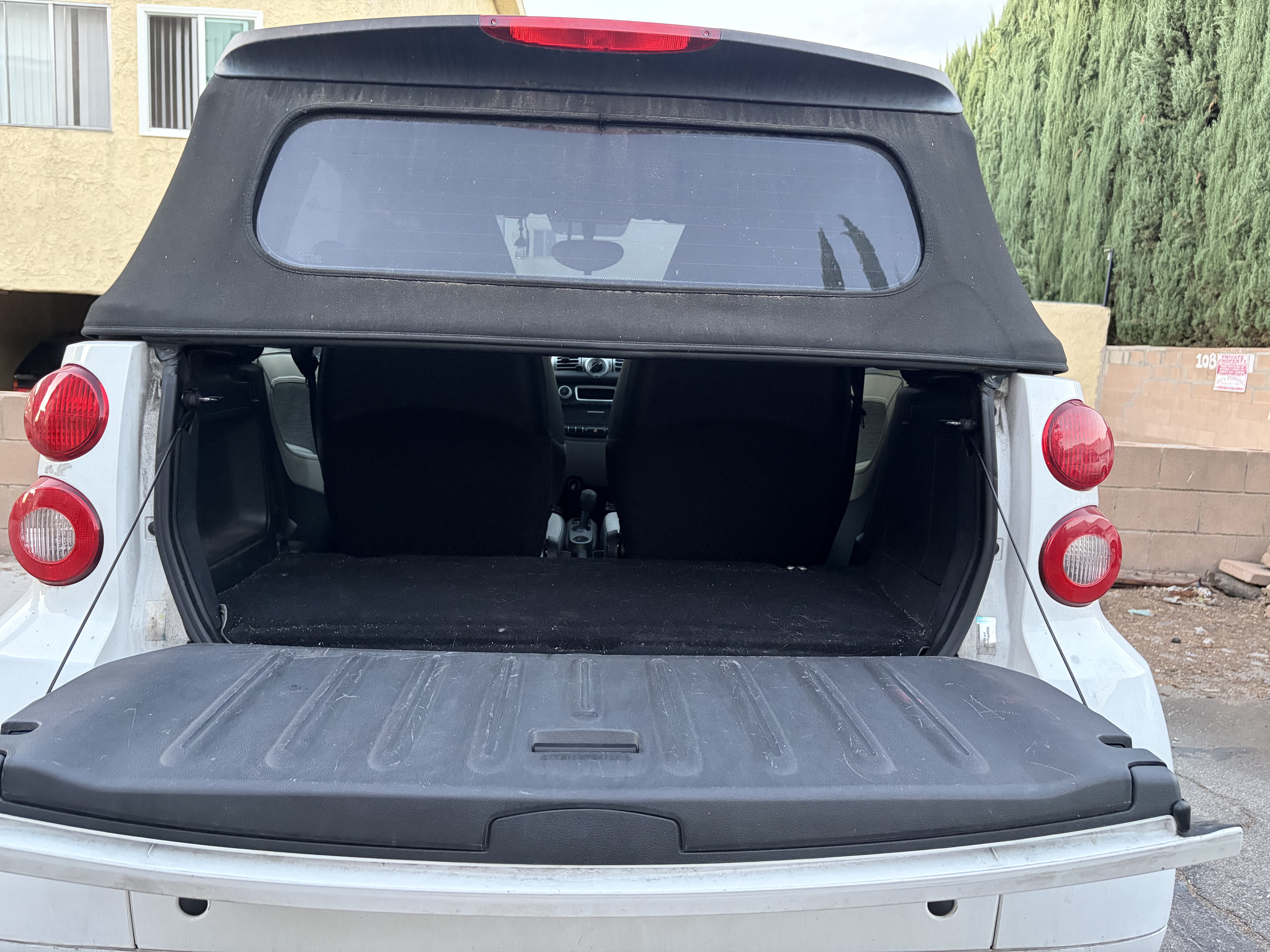 Used 2015 smart fortwo passion RWD image 8