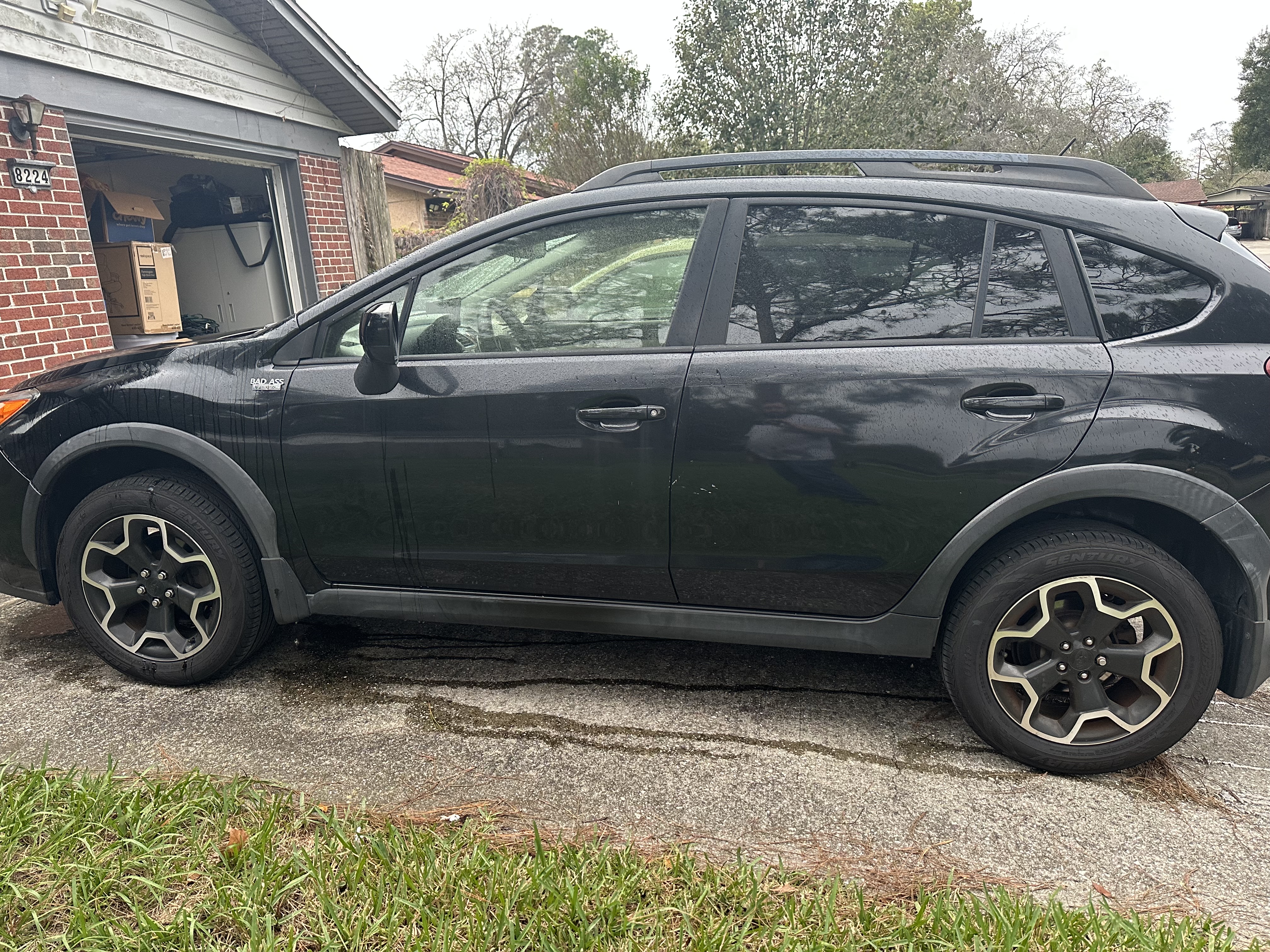 Used 2014 Subaru Crosstrek 2.0i Limited AWD/4WD image 2