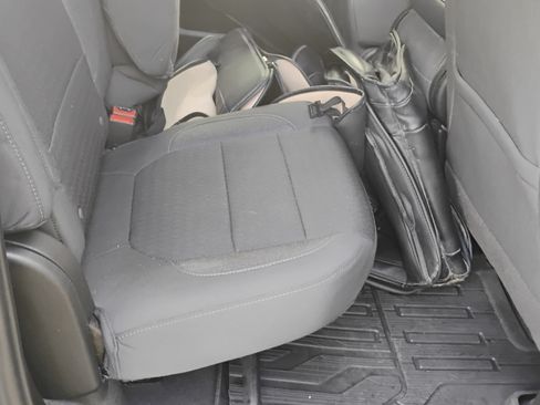 Used 2021 GMC Sierra 1500 Elevation image 16