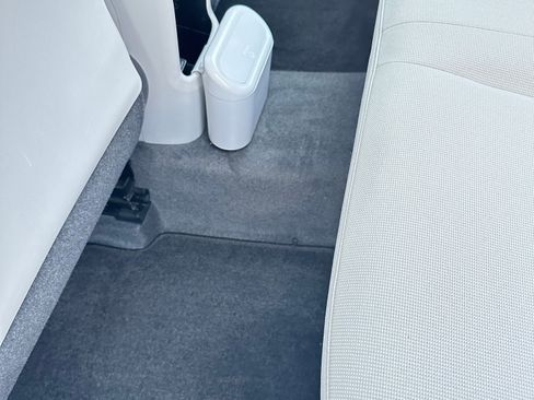 Used 2024 Hyundai Kona SE image 18