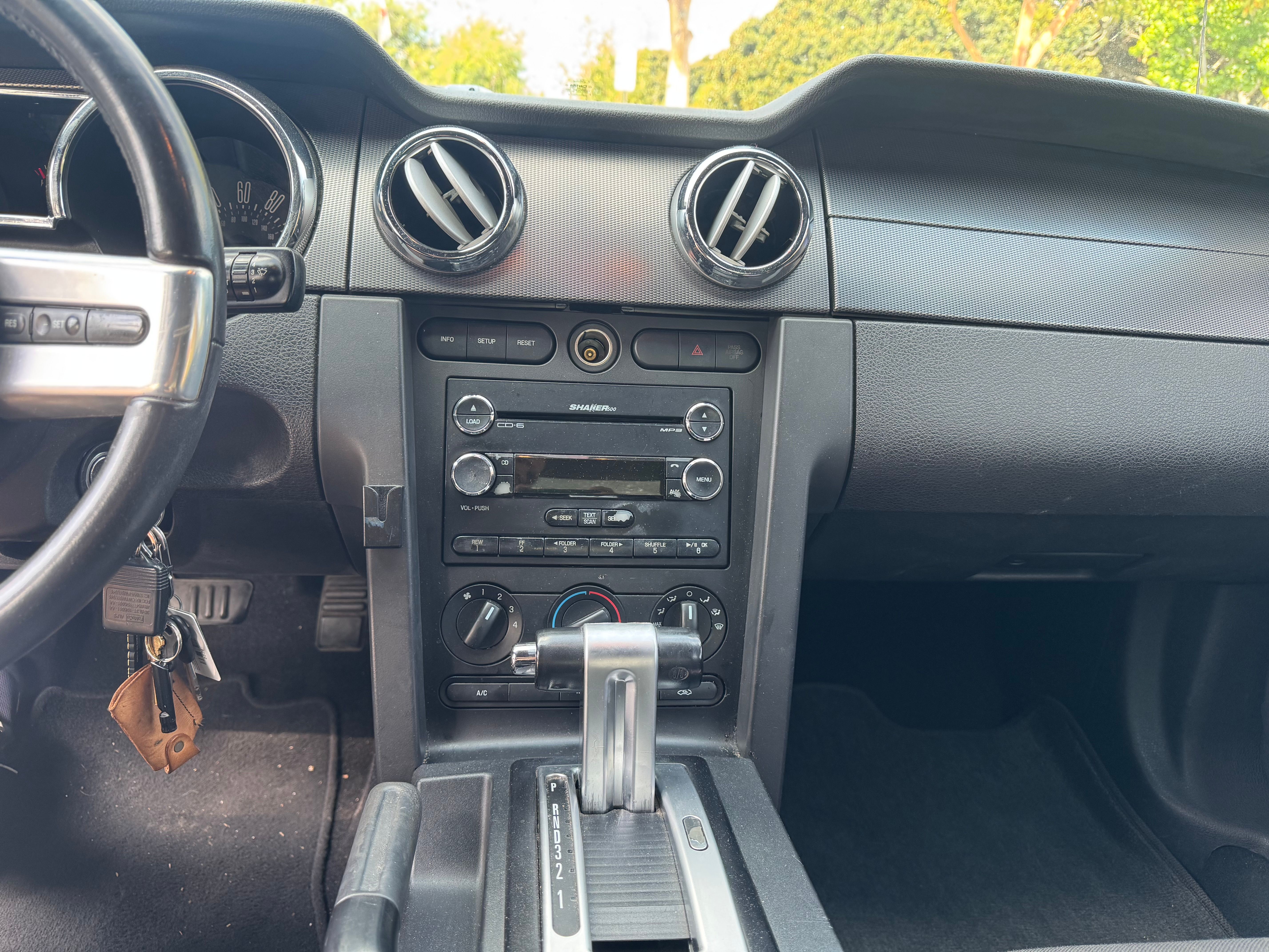 Used 2008 Ford Mustang Coupe RWD image 16