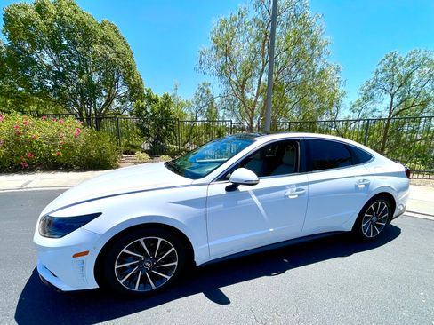 Used 2020 Hyundai Sonata Limited w/ Cargo Package FWD image 4
