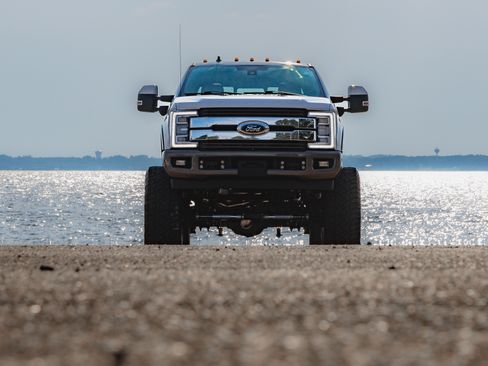 Used 2019 Ford F250 King Ranch w/ King Ranch Ultimate Package image 17