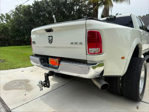 Used 2016 RAM 3500 Laramie Longhorn AWD/4WD image 16