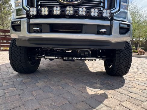 Used 2022 Ford F450 Limited w/ FX4 Off-Road Package AWD/4WD image 16