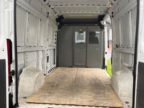 Used 2017 RAM ProMaster 2500 FWD image 6