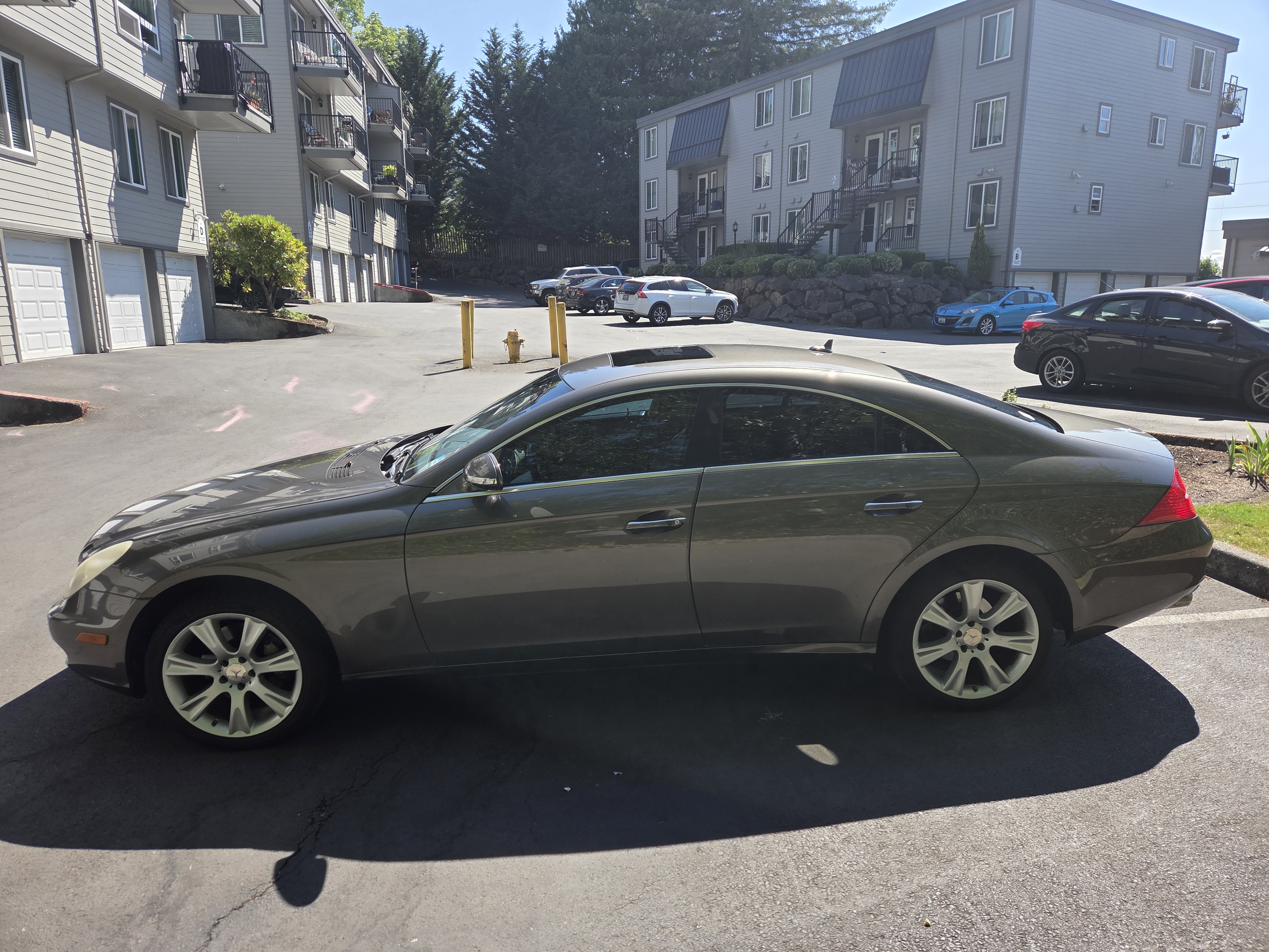 Used 2008 Mercedes-Benz CLS 550 image 23
