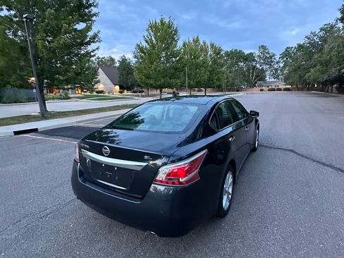 Used 2015 Nissan Altima 2.5 SL w/ Technology Package FWD image 5