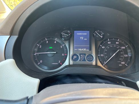 Used 2017 Lexus GX 460 image 12