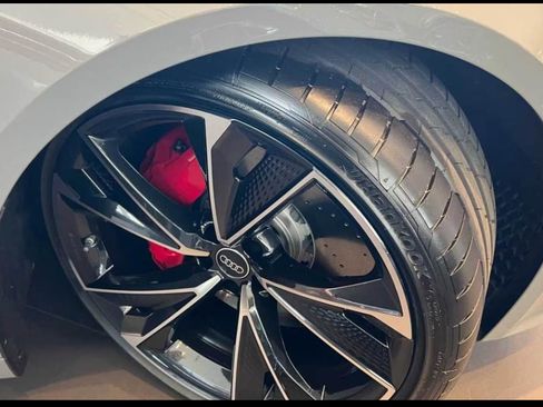 Used 2023 Audi RS 7 Sportback image 5