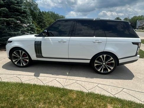 Used 2019 Land Rover Range Rover SV Autobiography Dynamic AWD/4WD image 1