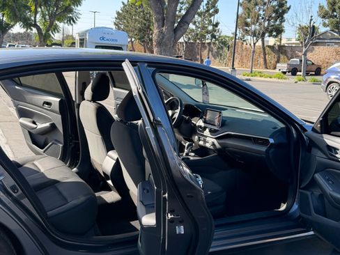 Used 2025 Nissan Altima 2.5 S image 5