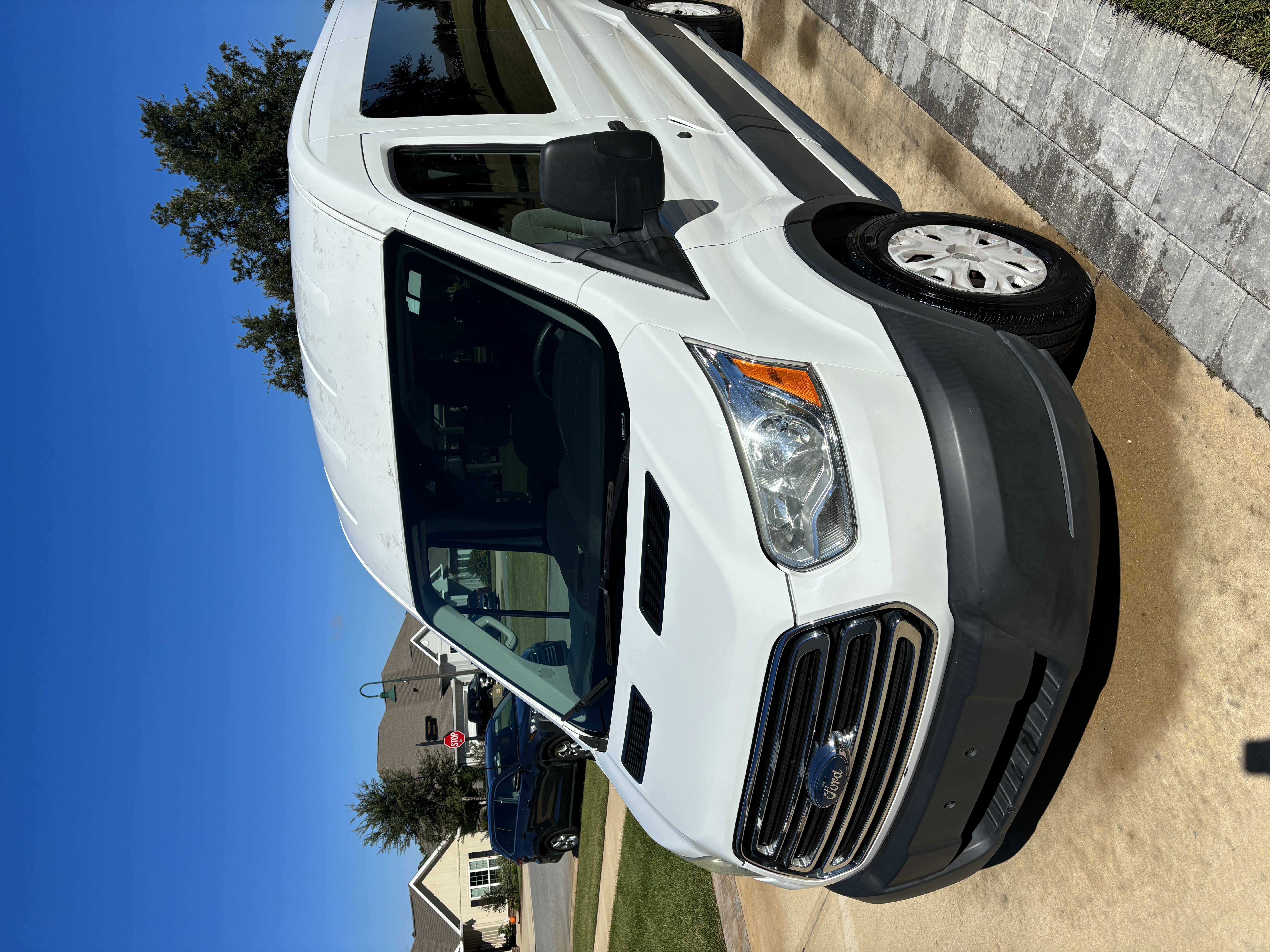 Used 2015 Ford Transit 350 XLT RWD image 18