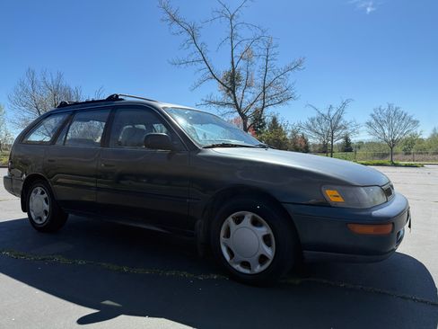 Used 1996 Toyota Corolla DX image 5