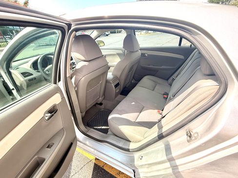 Used 2011 Chevrolet Malibu LS FWD image 8