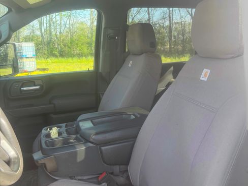 Used 2024 GMC Sierra 3500 Pro w/ Convenience Package image 6