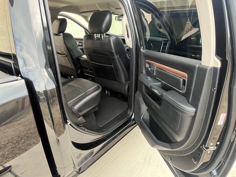 Used 2018 RAM 1500 Laramie w/ Convenience Group image 13