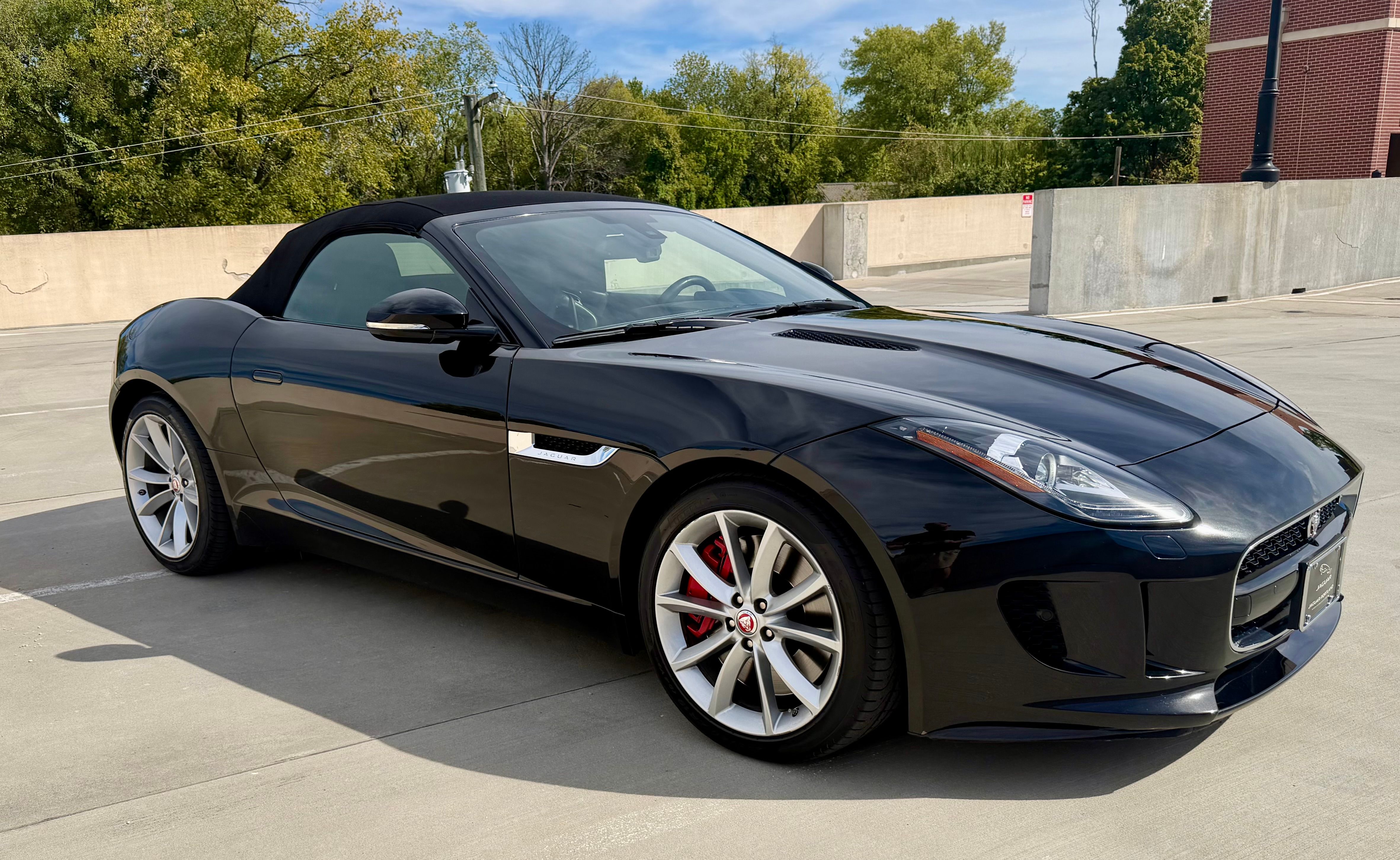 Used 2015 Jaguar F-TYPE S RWD image 15