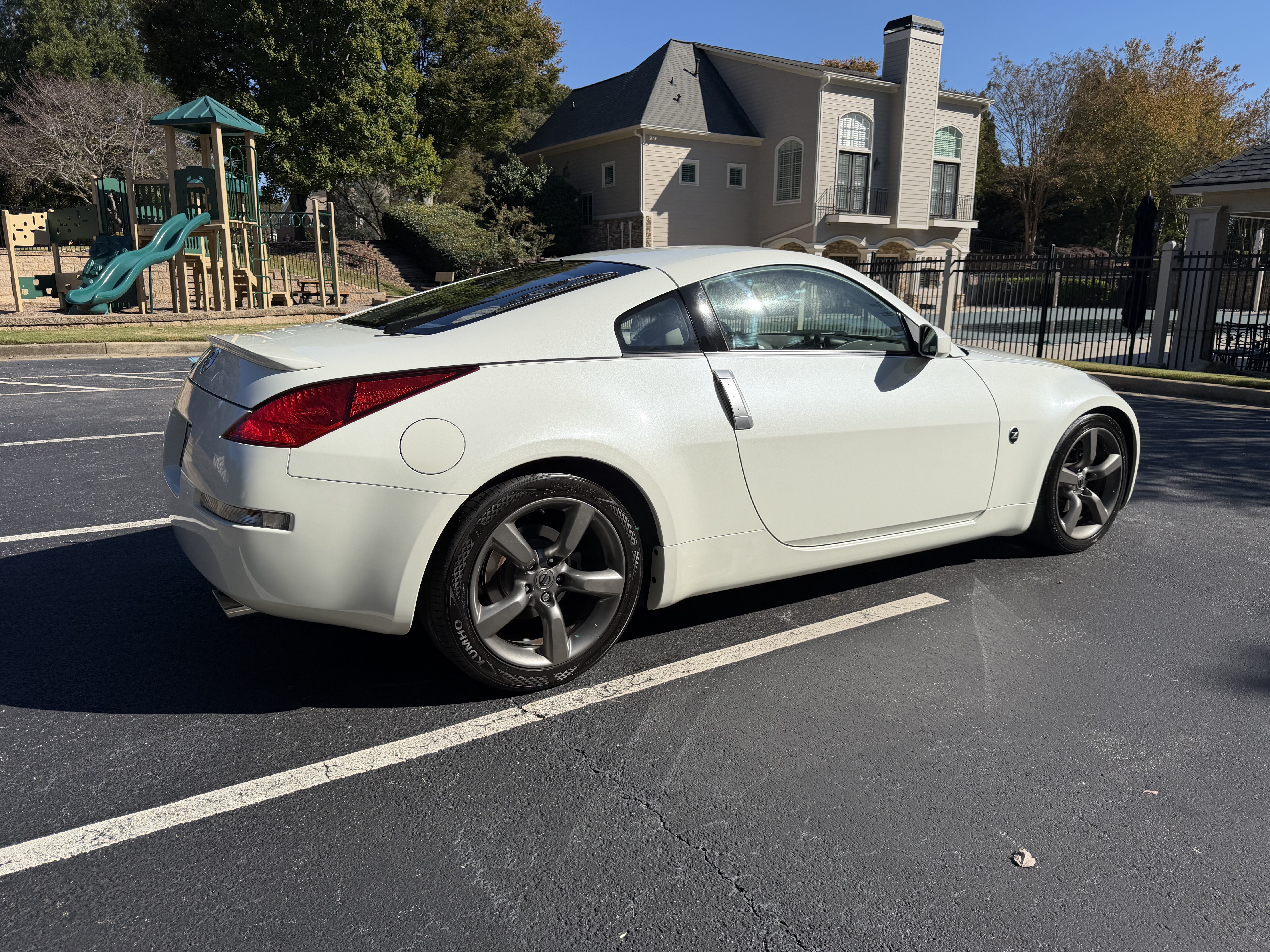 Used 2003 Nissan 350Z Touring w/ Aerodynamics Pkg RWD image 6