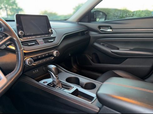 Used 2020 Nissan Altima 2.5 SR image 19