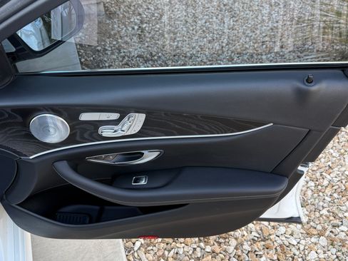 Used 2017 Mercedes-Benz E 300 image 12