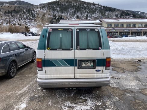 Used 1992 Ford E-150 and Econoline 150 RWD image 6