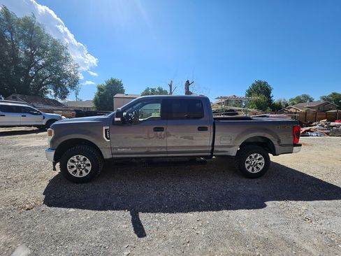 Used 2022 Ford F250 XLT AWD/4WD image 6