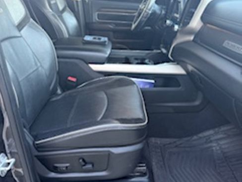 Used 2020 RAM 3500 Laramie image 18