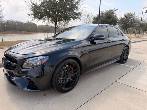 Used 2019 Mercedes-Benz E 63 AMG S image 2