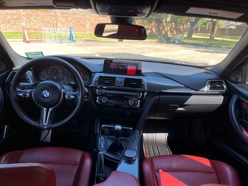 Used 2018 BMW M3 Sedan image 22