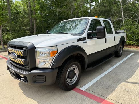 Used 2015 Ford F350 XL RWD image 1