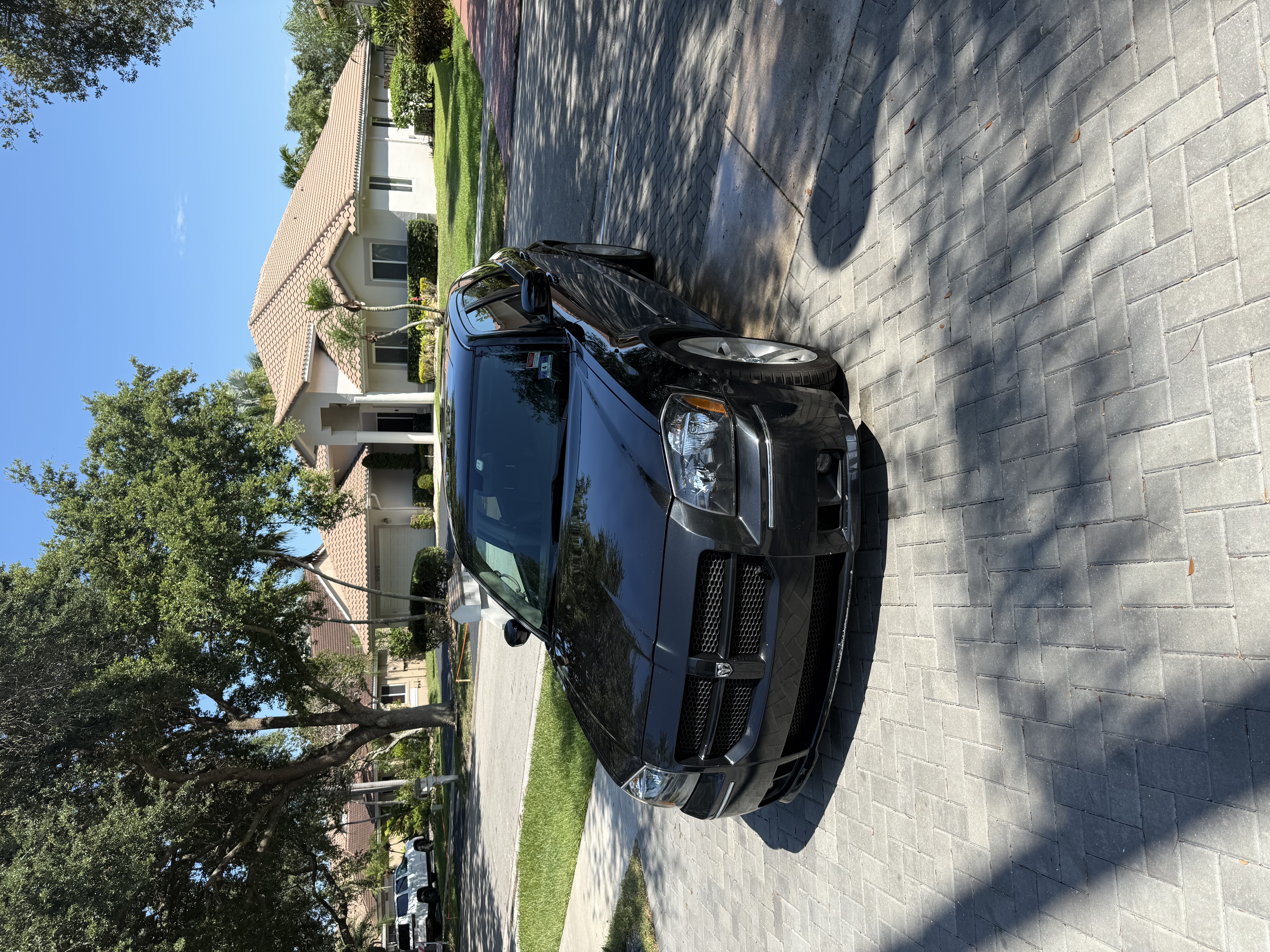 Used 2006 Dodge Magnum SRT8 w/ SRT Option Group I RWD image 1