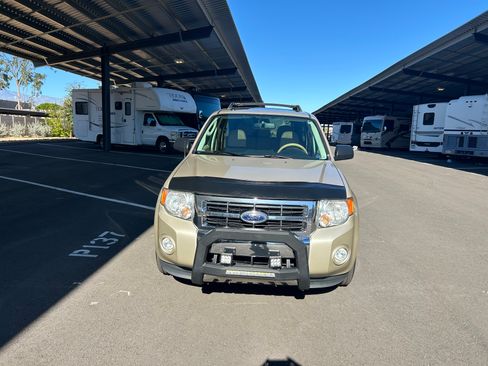 Used 2012 Ford Escape XLT image 8