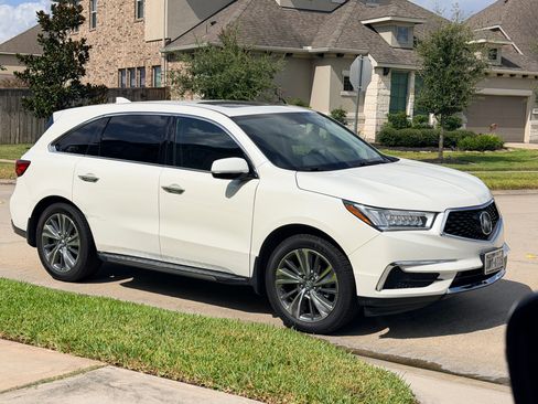 Used 2017 Acura MDX FWD w/ Tech & Entertainment image 1