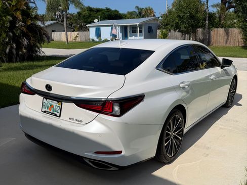Used 2022 Lexus ES 350 w/ Premium Package FWD image 1