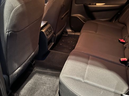 Used 2024 Nissan Rogue S image 14