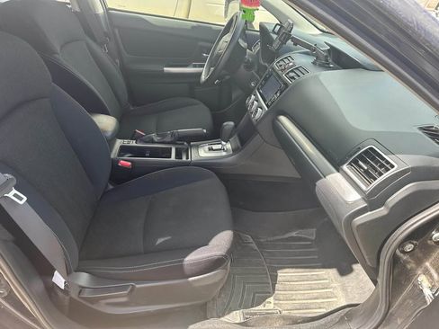 Used 2015 Subaru Crosstrek 2.0i Premium w/ Moonroof Package AWD/4WD image 8